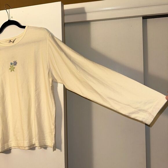 Woolrich Vintage Large Honey Lane Cream Snowflake Long Sleeve Womens Tee NWT - Picture 4 of 10